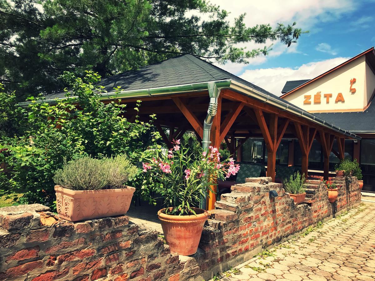 Hotel Zéta Lenti Exterior foto